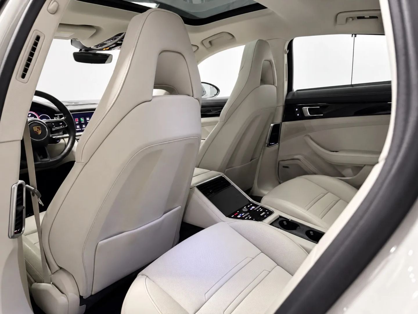 Porsche Panamera photo 14