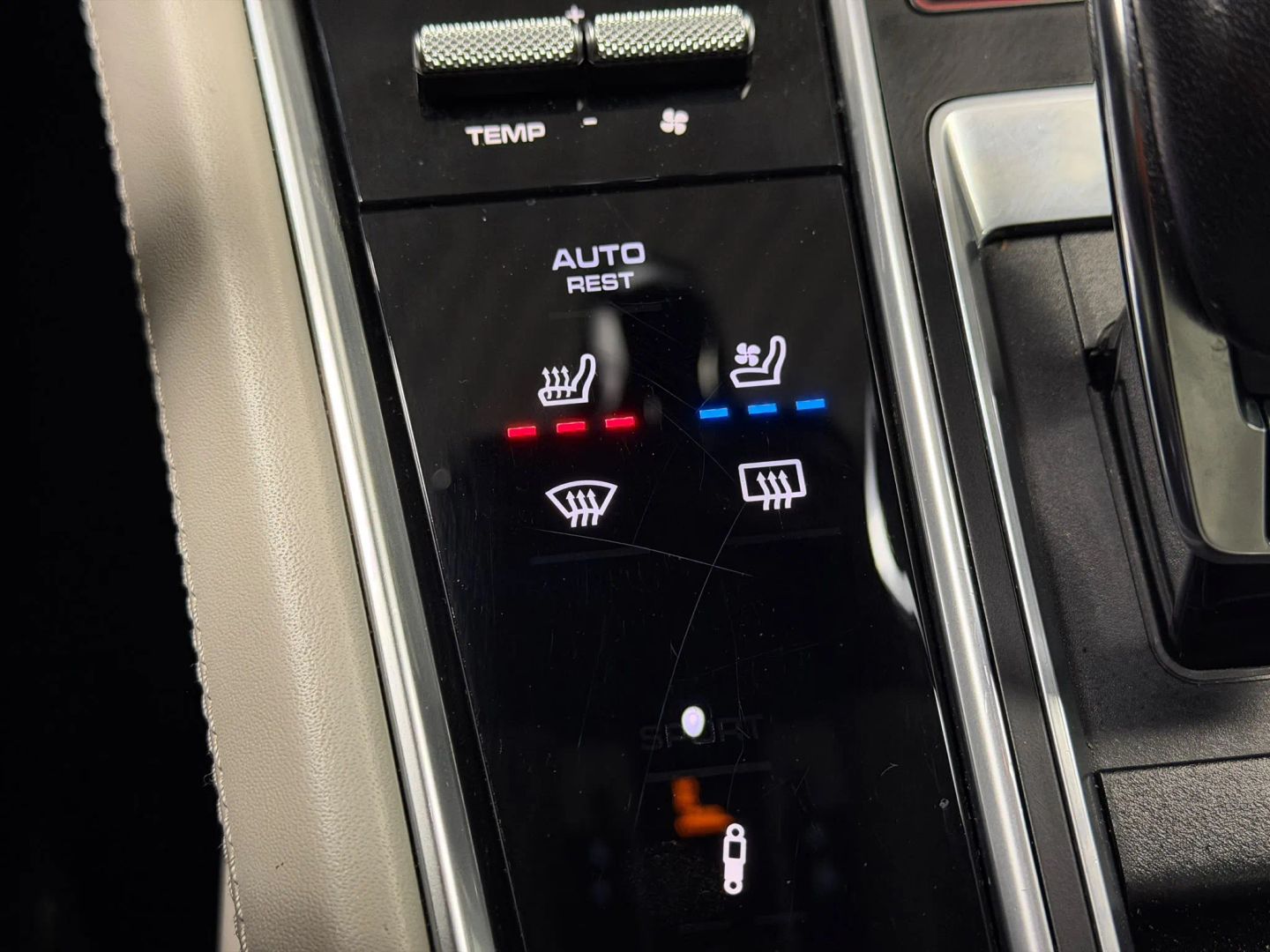 Porsche Panamera photo 49