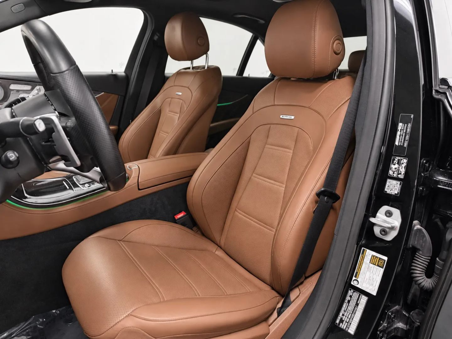 Mercedes-Benz e photo 13