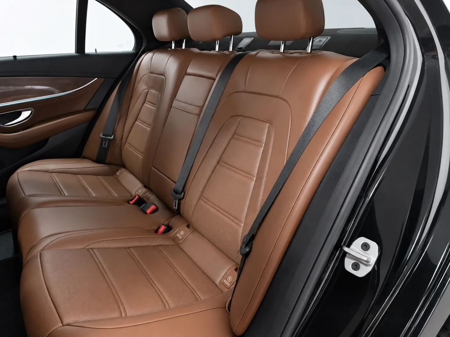 Mercedes-Benz e photo 17