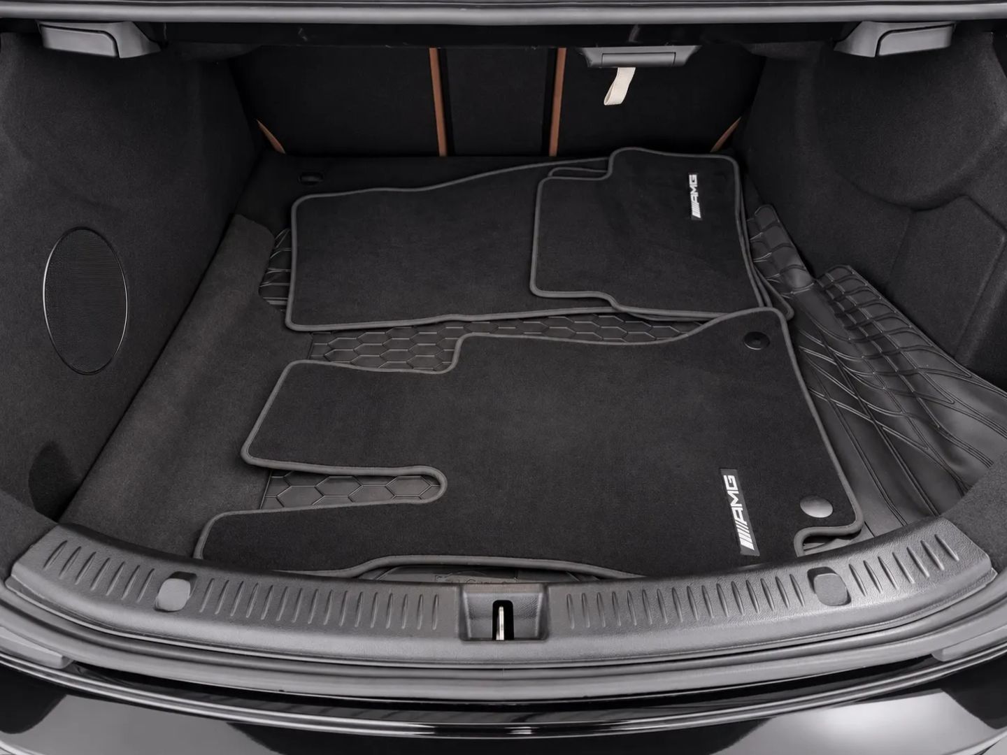 Mercedes-Benz e photo 19