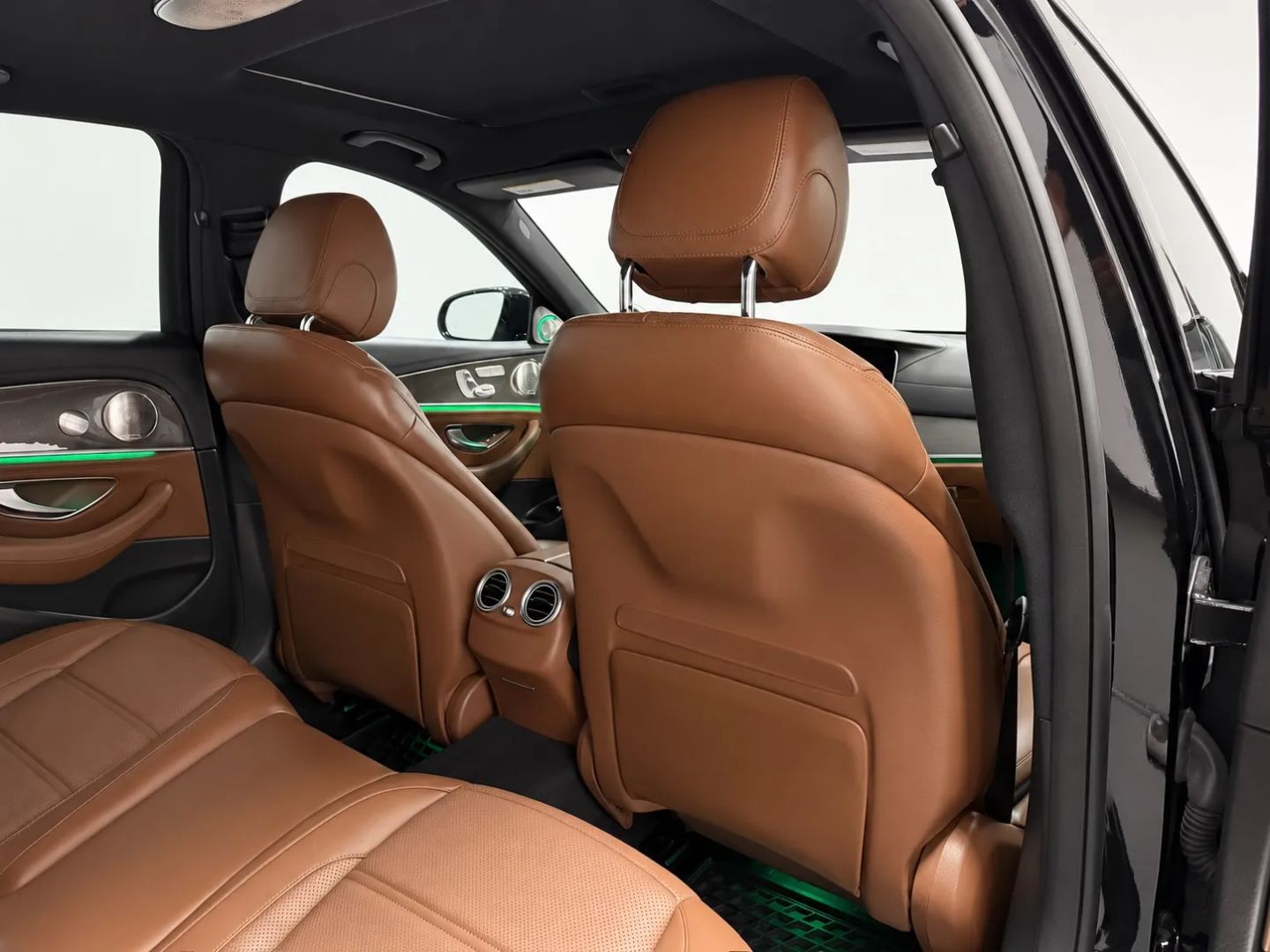 Mercedes-Benz e photo 21