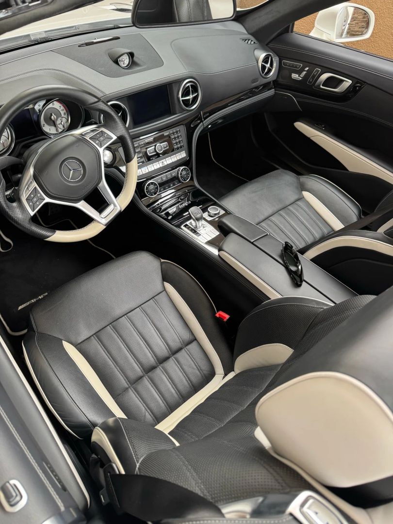 2015 Mercedes Benz SL 550 400 photo 3