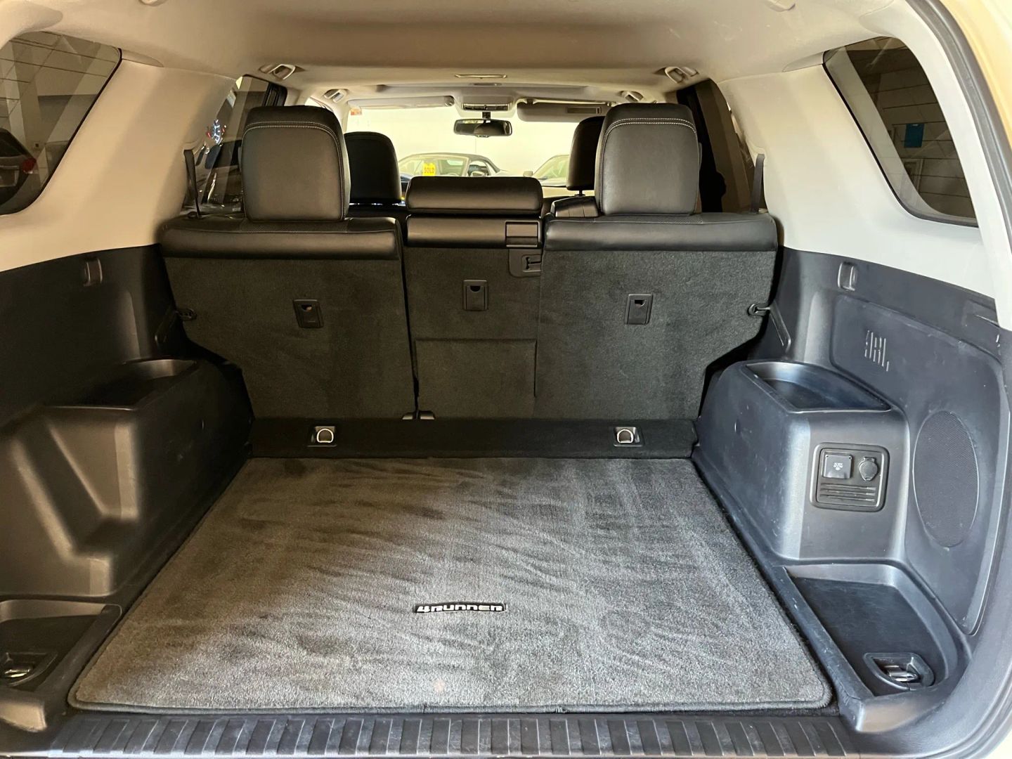 2014 Toyota 4Runner Limited photo 15