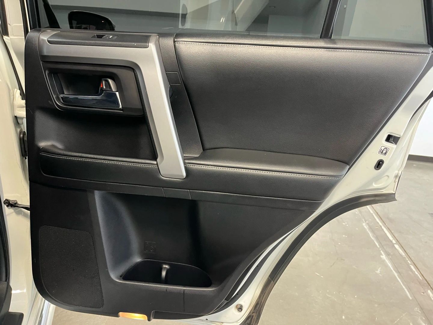 2014 Toyota 4Runner Limited photo 19