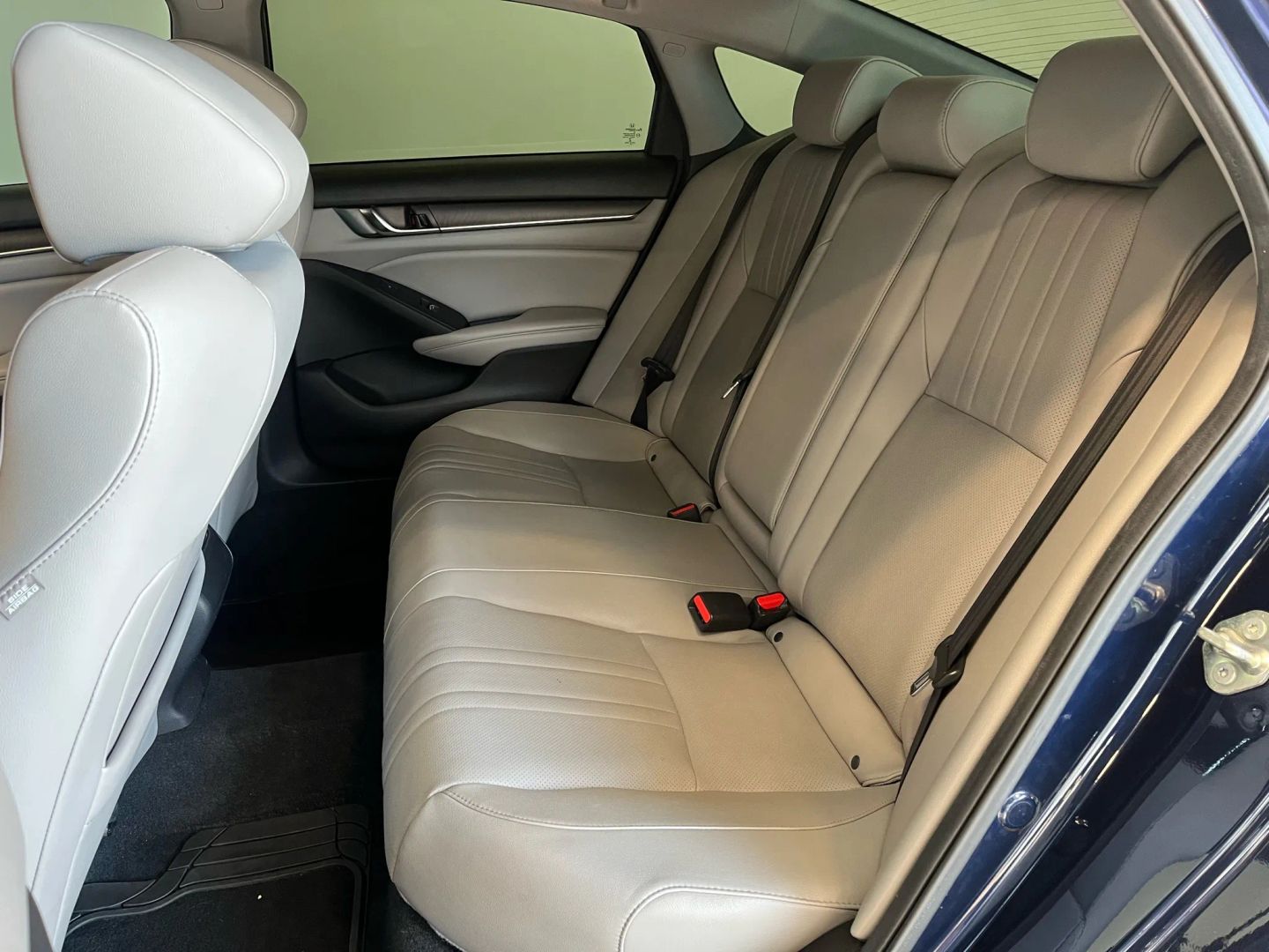 2019 Honda Accord Touring photo 10