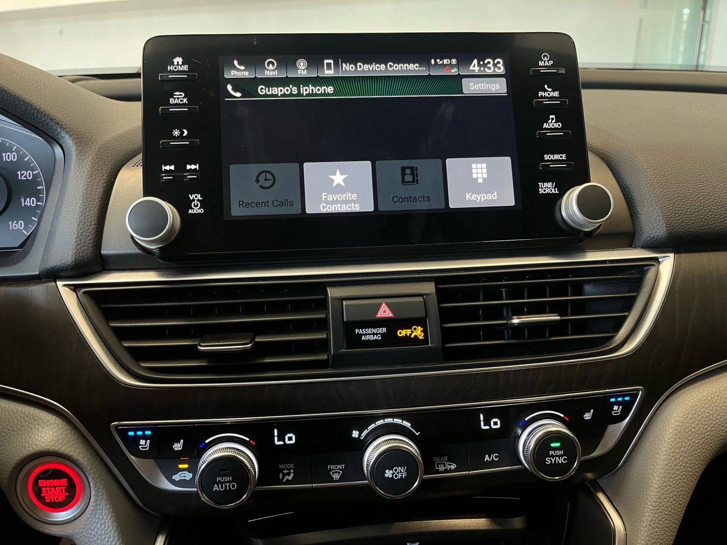 2019 Honda Accord Touring photo 19