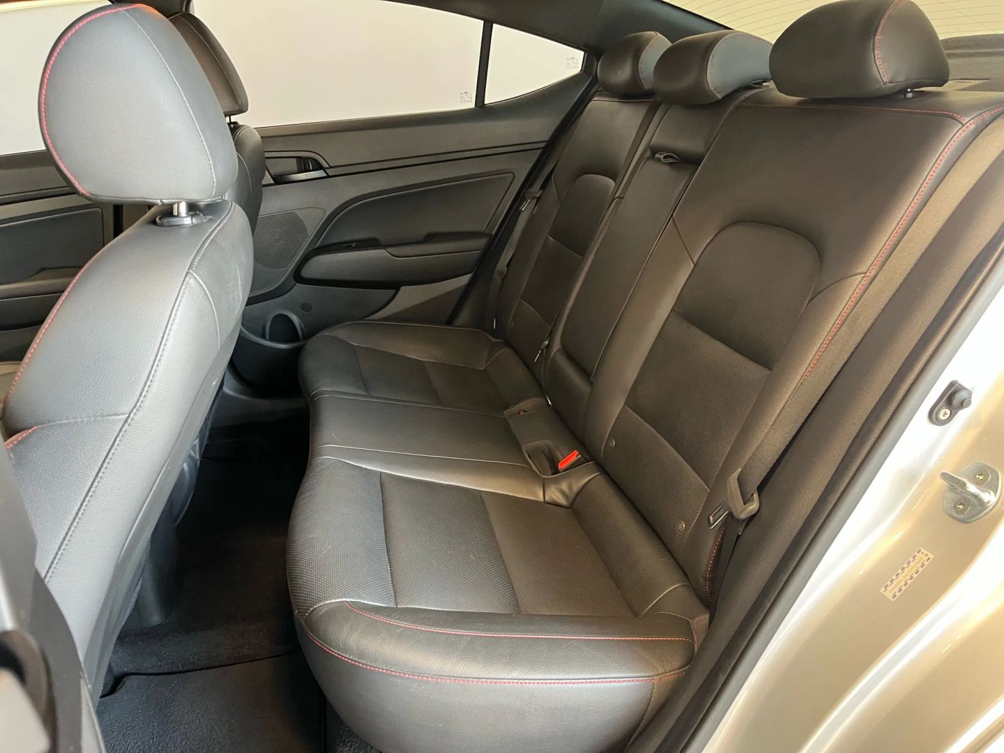 2018 Hyundai Elantra Sport photo 6
