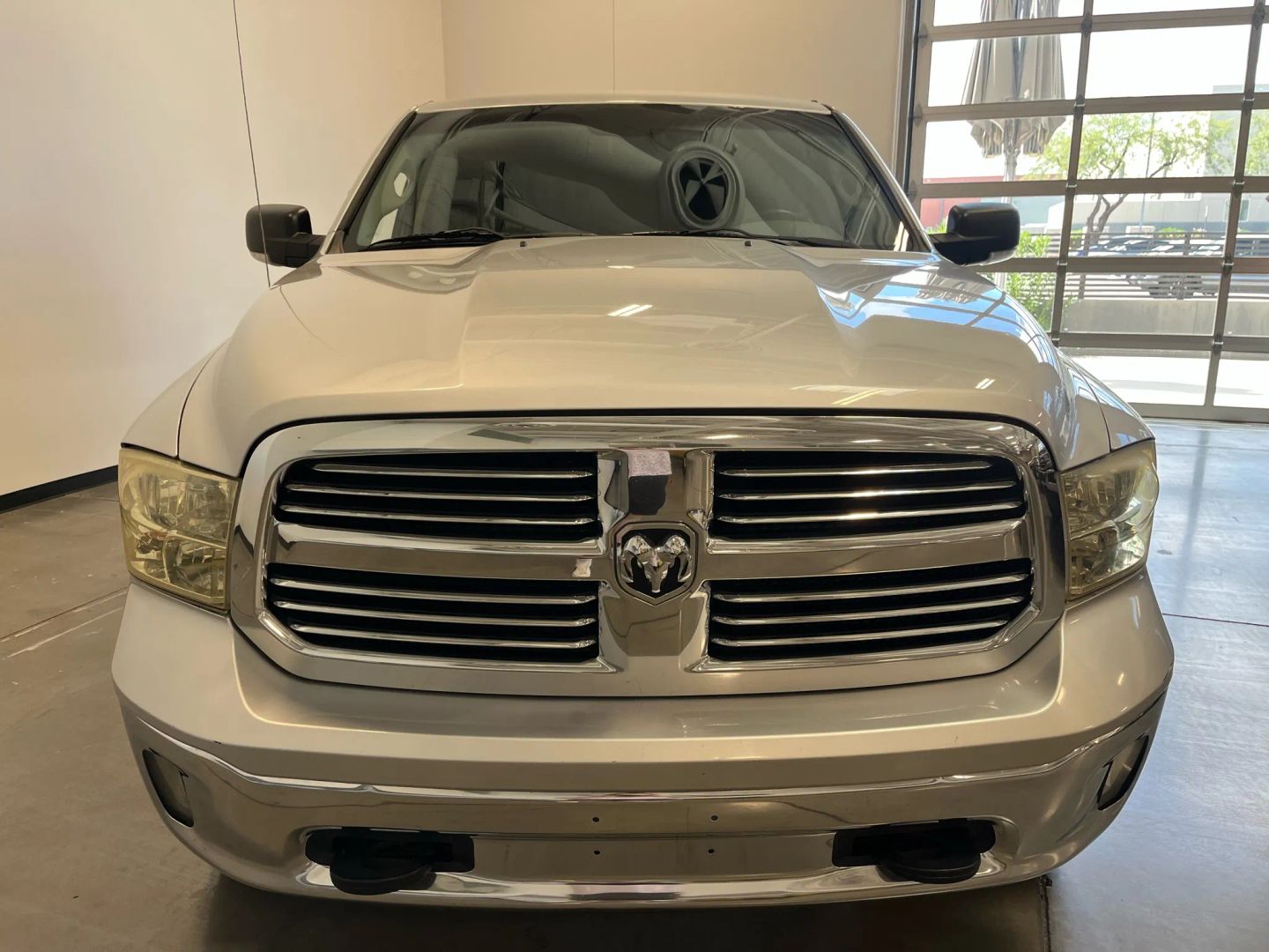 2015 Ram 1500 SLT Plus photo 8