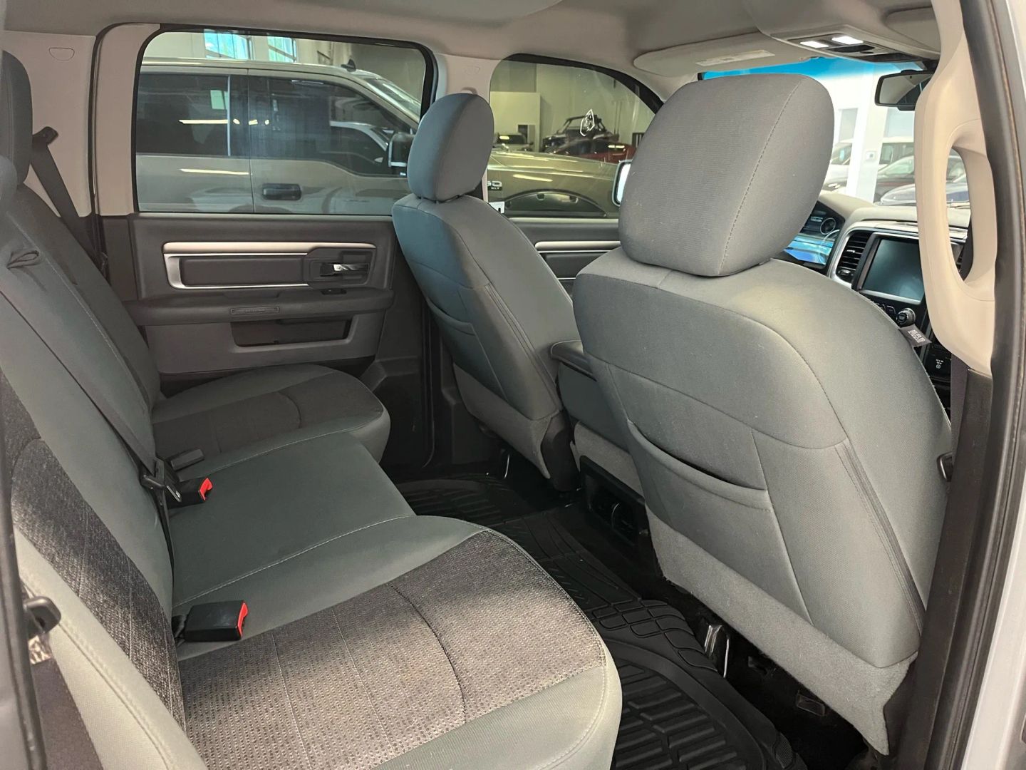 2015 Ram 1500 SLT Plus photo 11