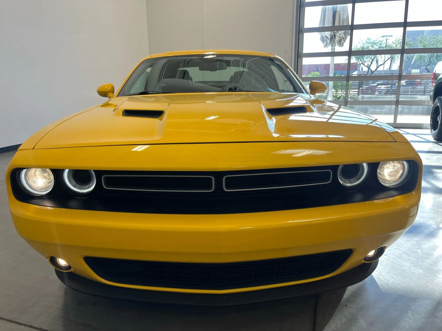 2017 Dodge Challenger SXT Plus photo 8