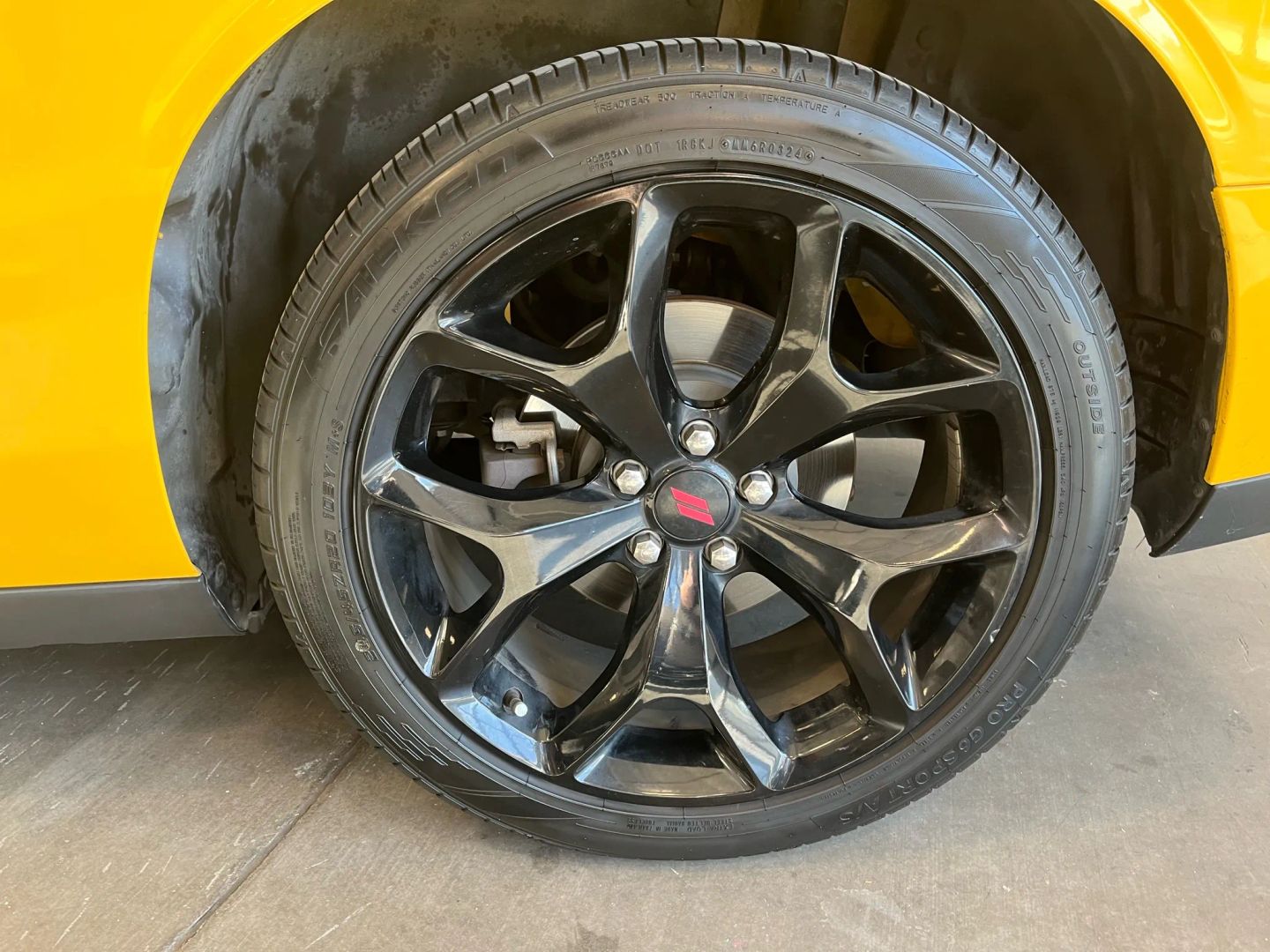 2017 Dodge Challenger SXT Plus photo 22