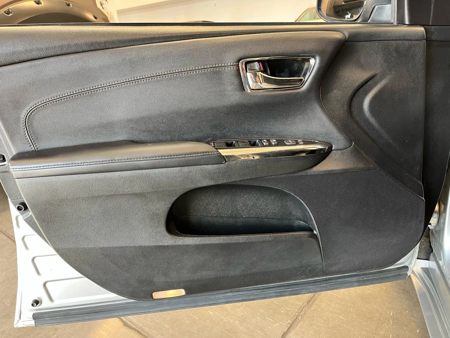 2018 Toyota Avalon XLE photo 13