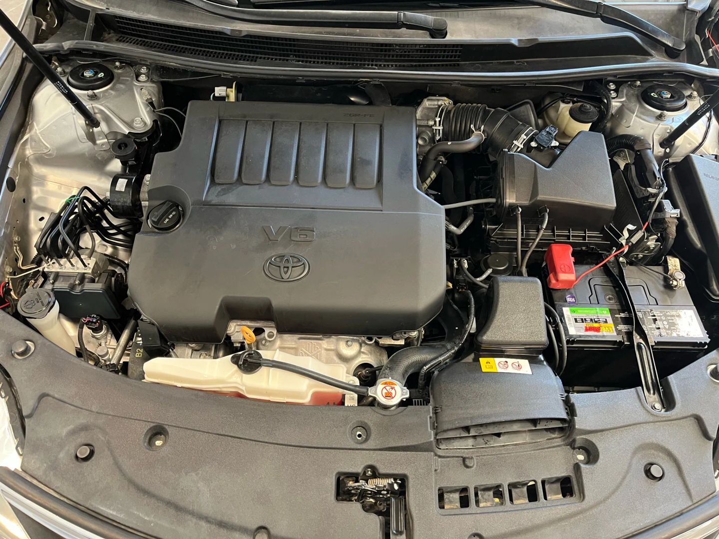 2018 Toyota Avalon XLE photo 21