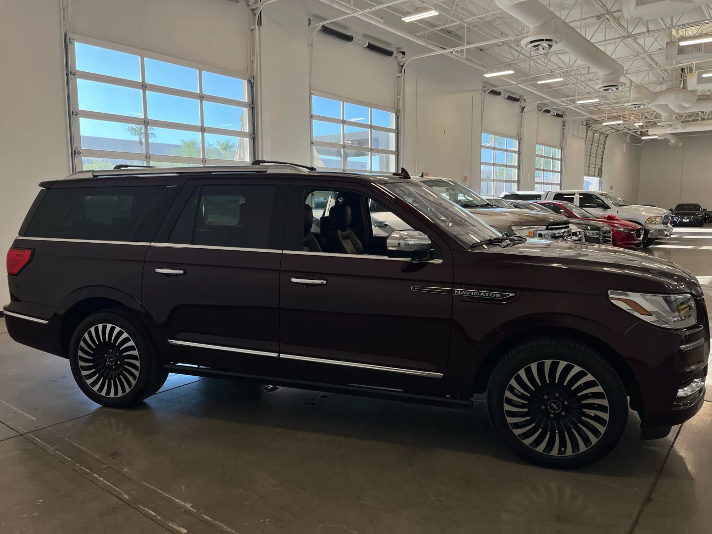 2018 Lincoln Navigator Black Label photo 5