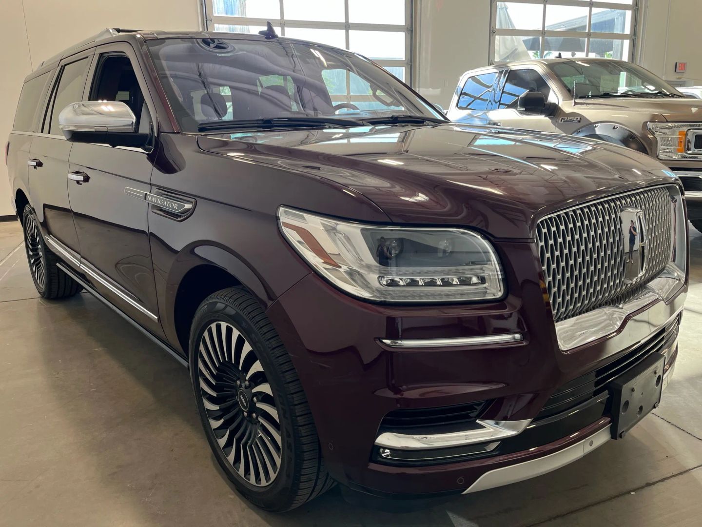 2018 Lincoln Navigator Black Label photo 6