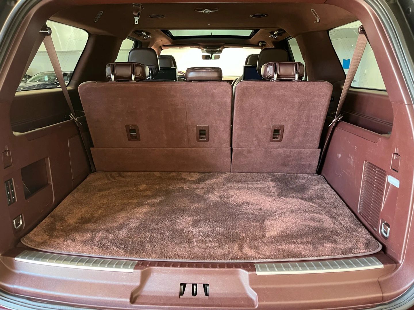 2018 Lincoln Navigator Black Label photo 10