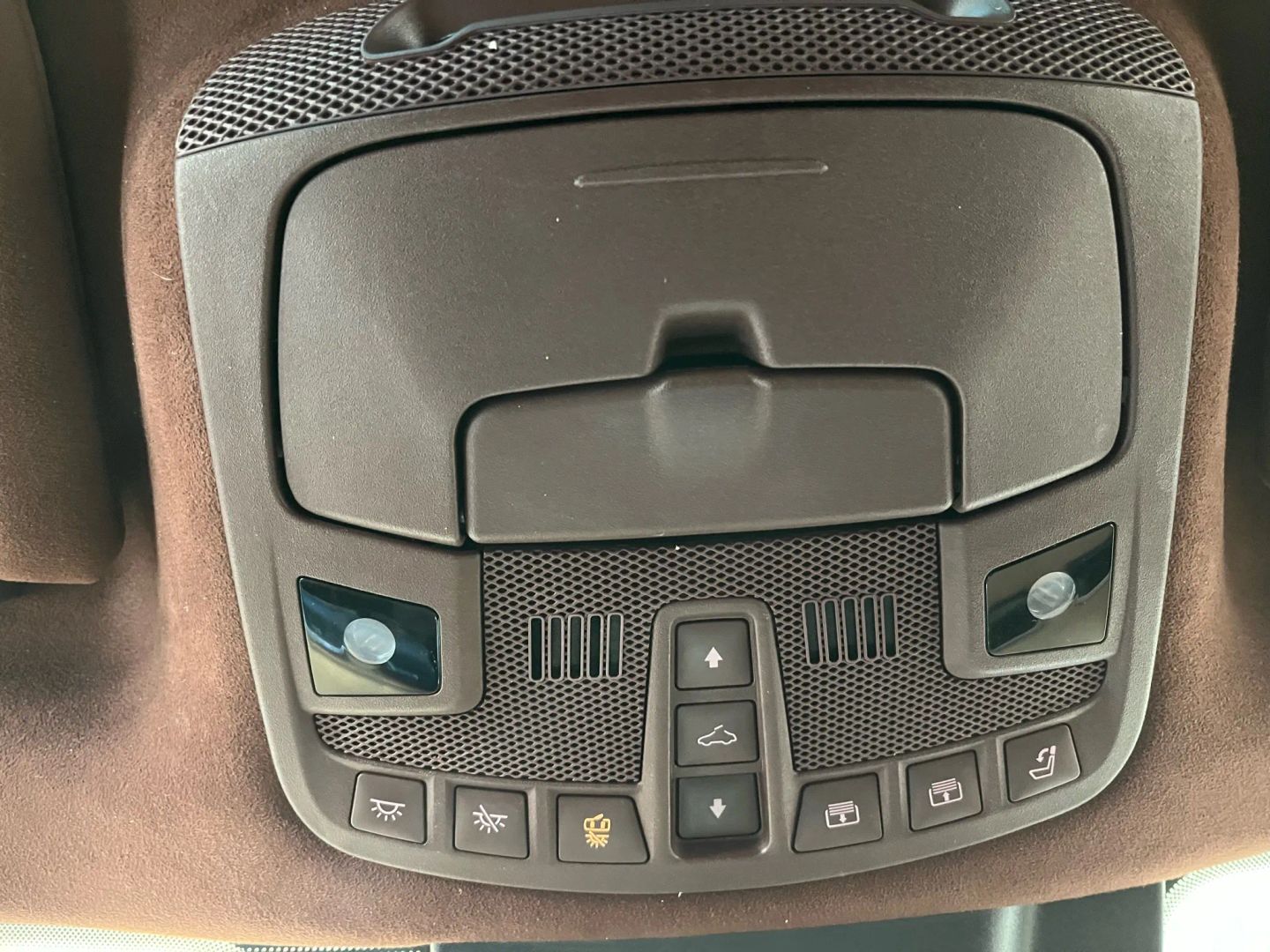 2018 Lincoln Navigator Black Label photo 24