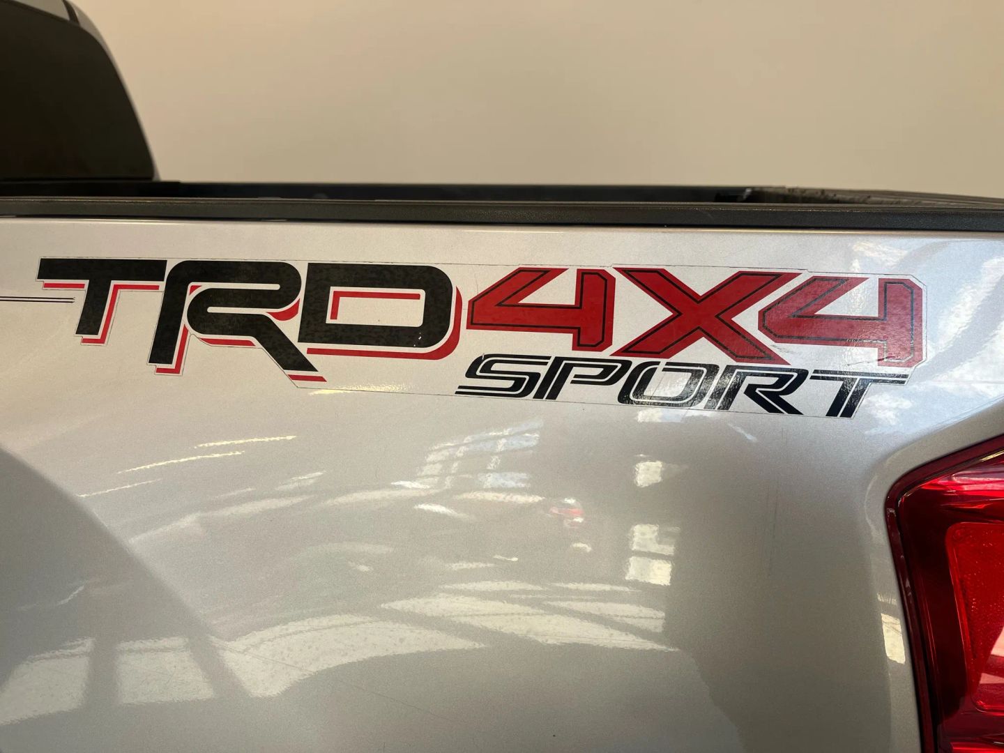 2017 Toyota Tacoma SR5 Sport TRD Pro photo 10