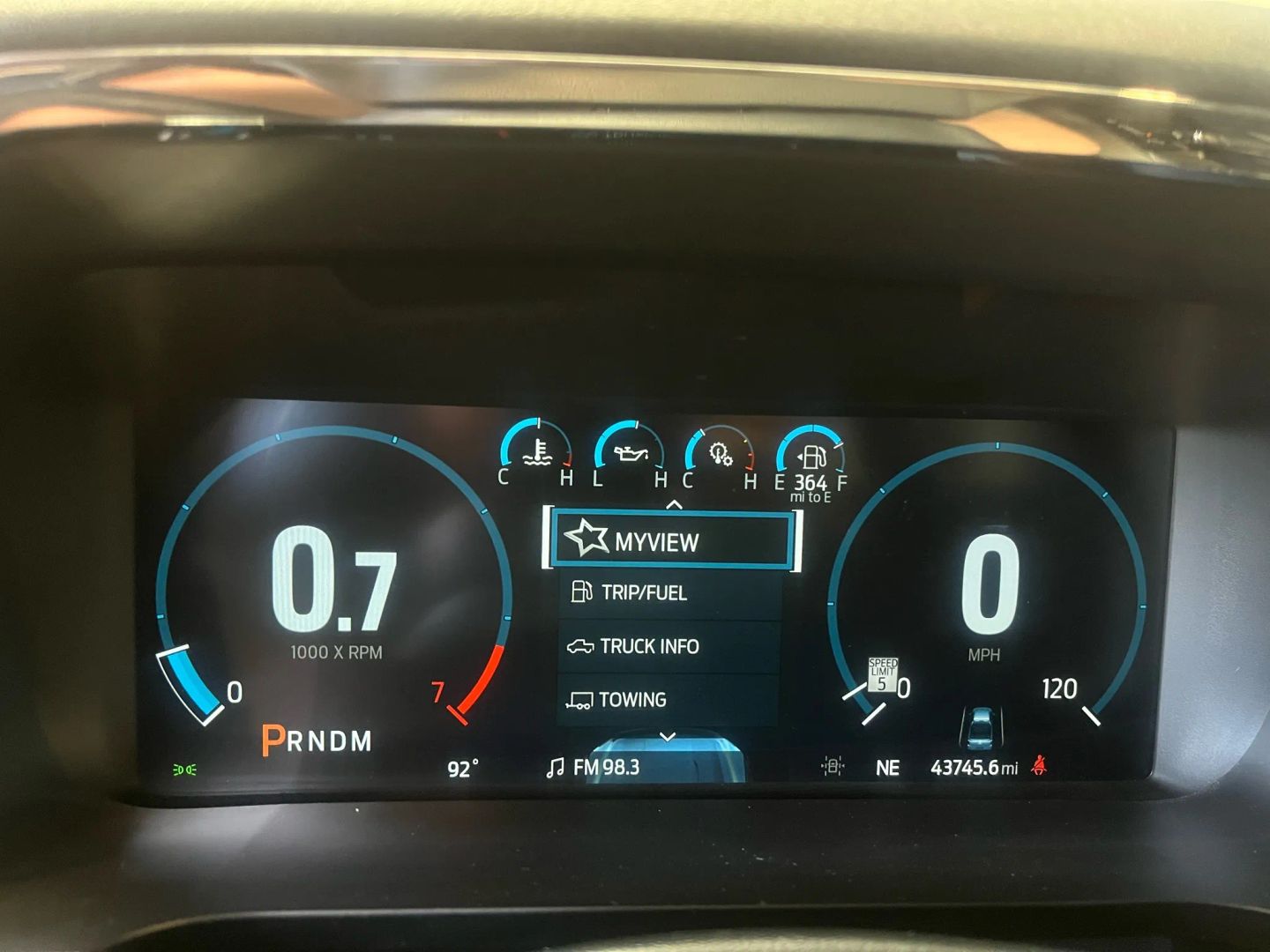 2023 Ford F-150 Lariat photo 16