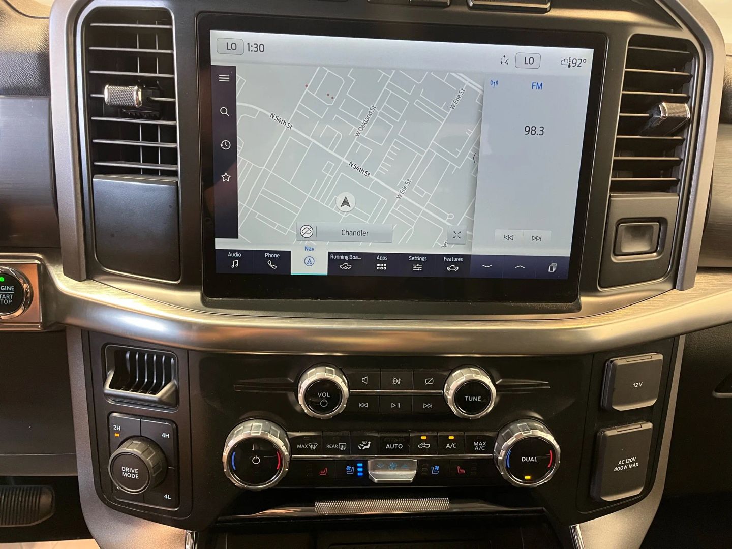 2023 Ford F-150 Lariat photo 17