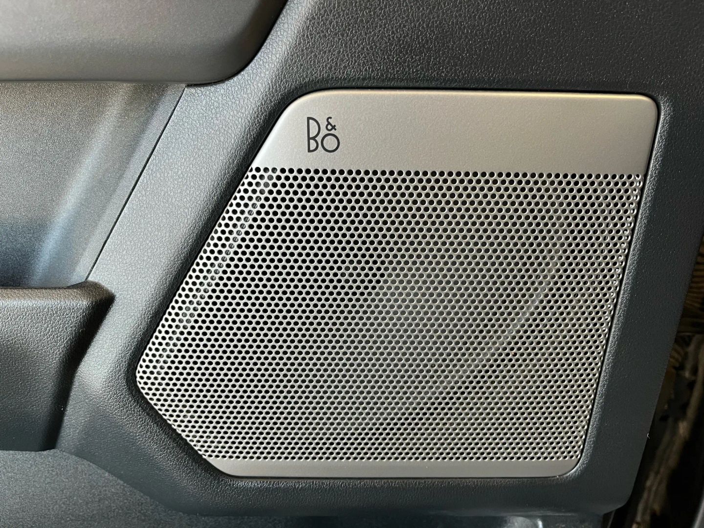 2023 Ford F-150 Lariat photo 23