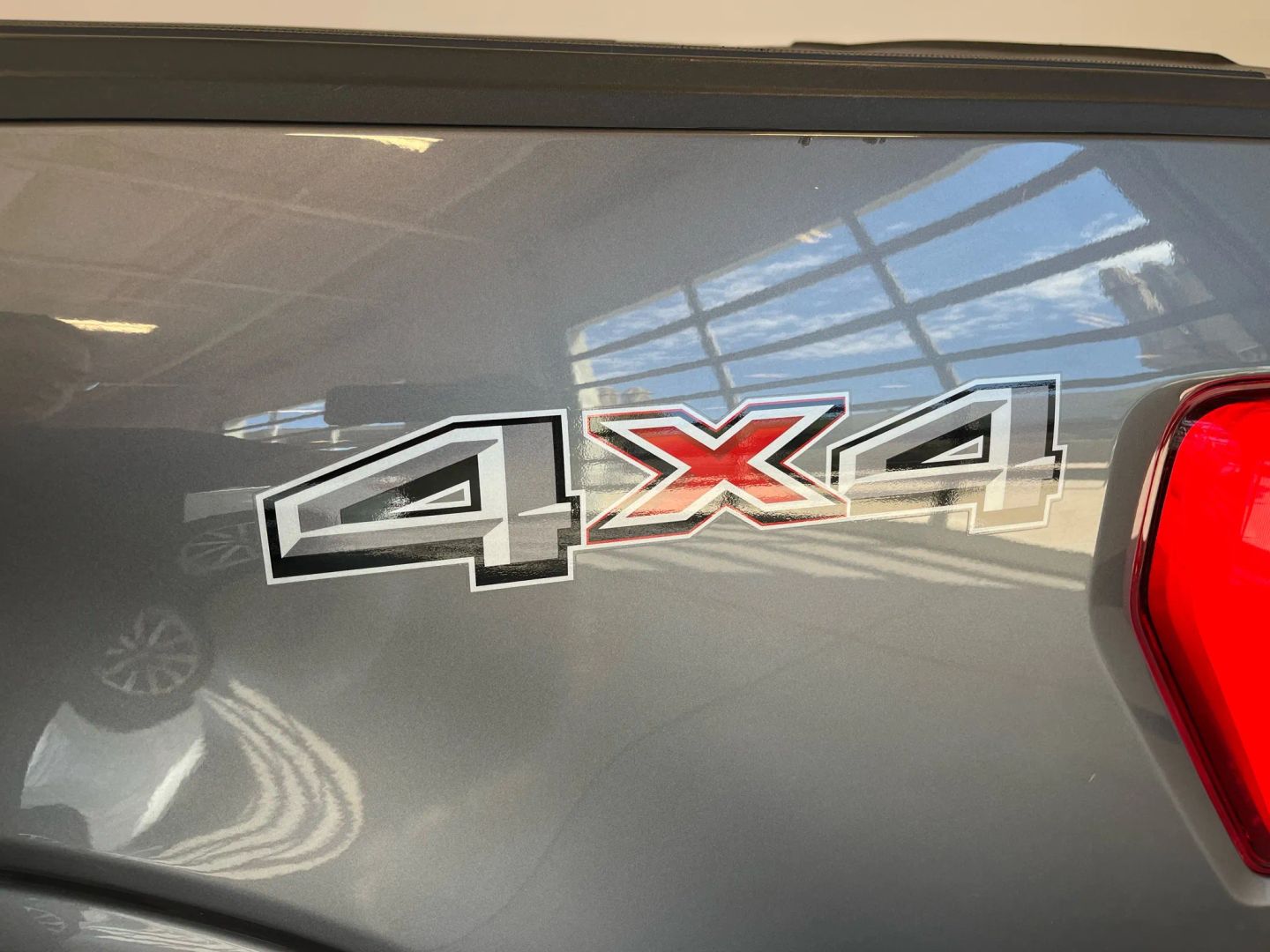 2023 Ford F-150 Lariat photo 25