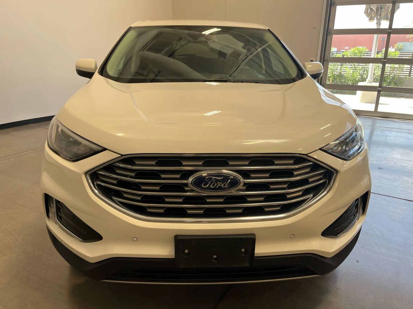2023 Ford Edge Titanium photo 8