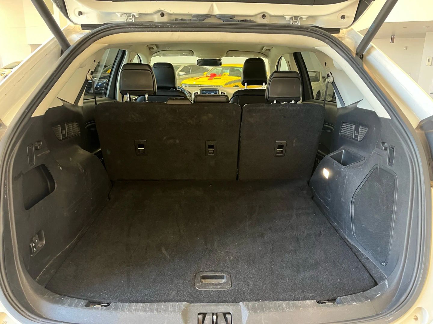 2023 Ford Edge Titanium photo 11