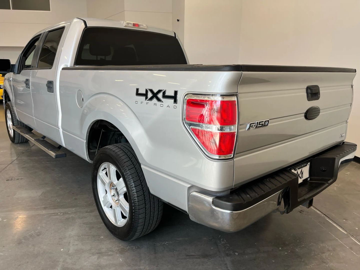 2010 Ford F-150 XL photo 3