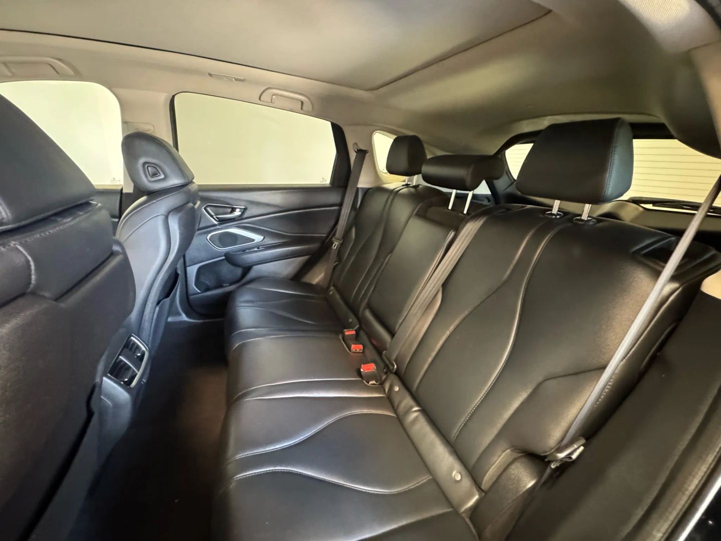 2020 Acura RDX Base photo 16