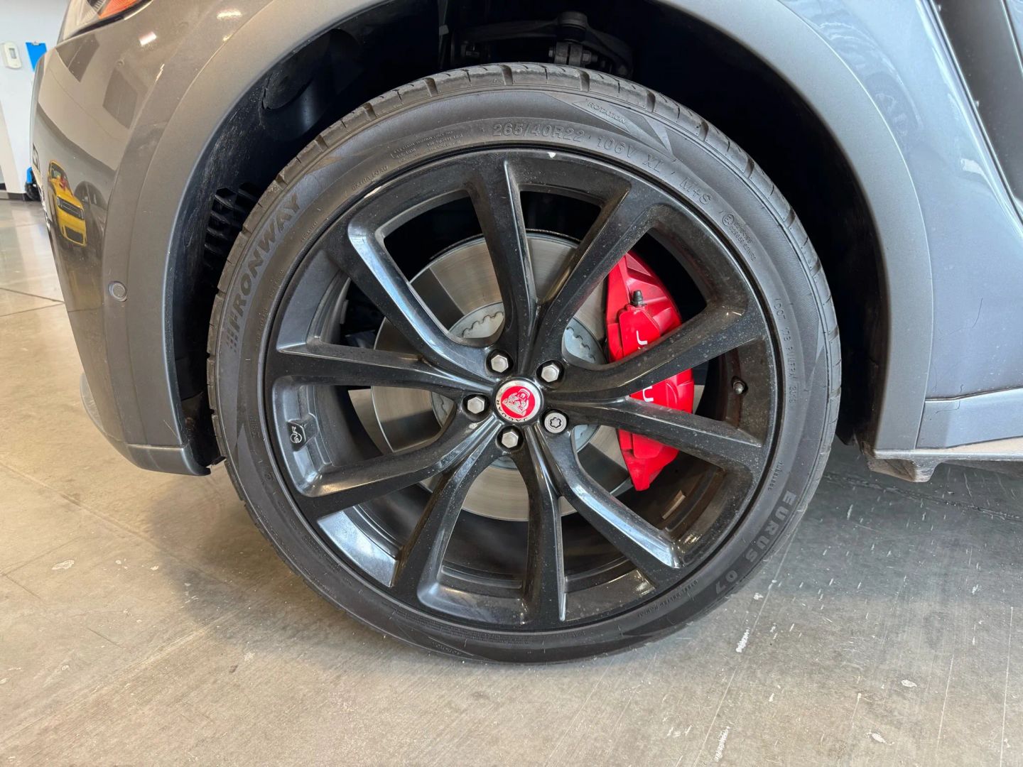2019 Jaguar F-PACE SVR photo 20
