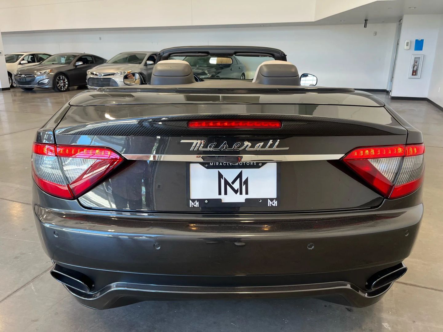 2016 Maserati Granturismo Sport photo 4