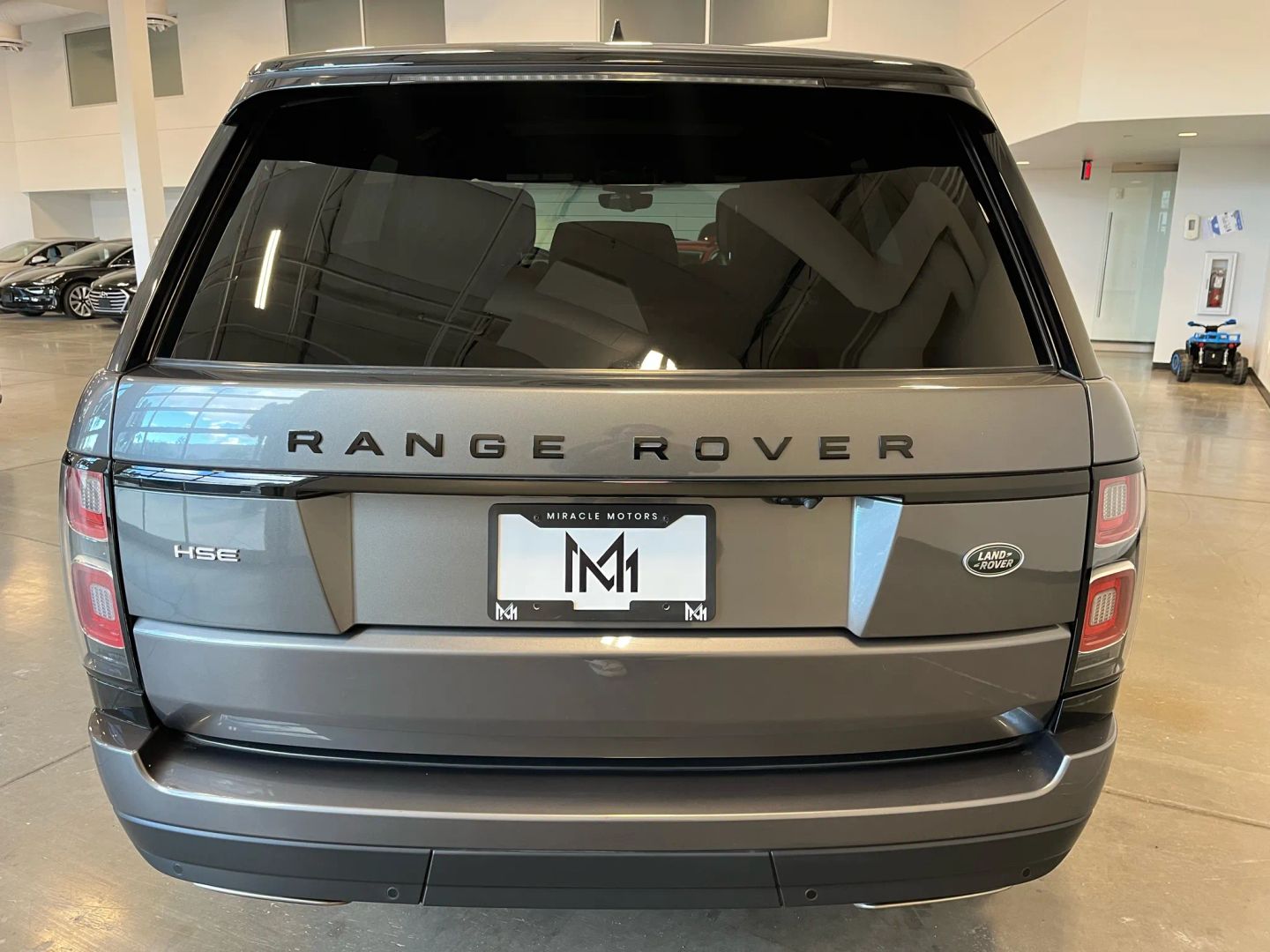 2018 Land Rover Range Rover HSE photo 2