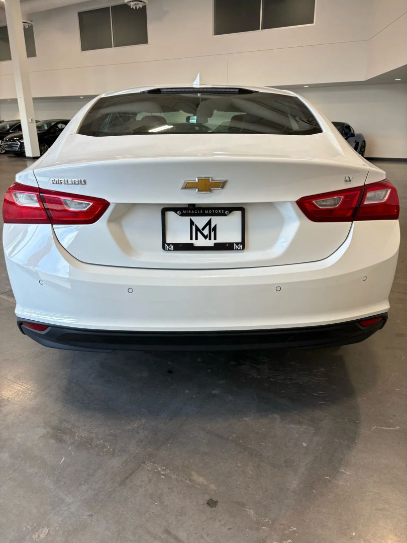 2024 Chevrolet Malibu 1LT photo 4