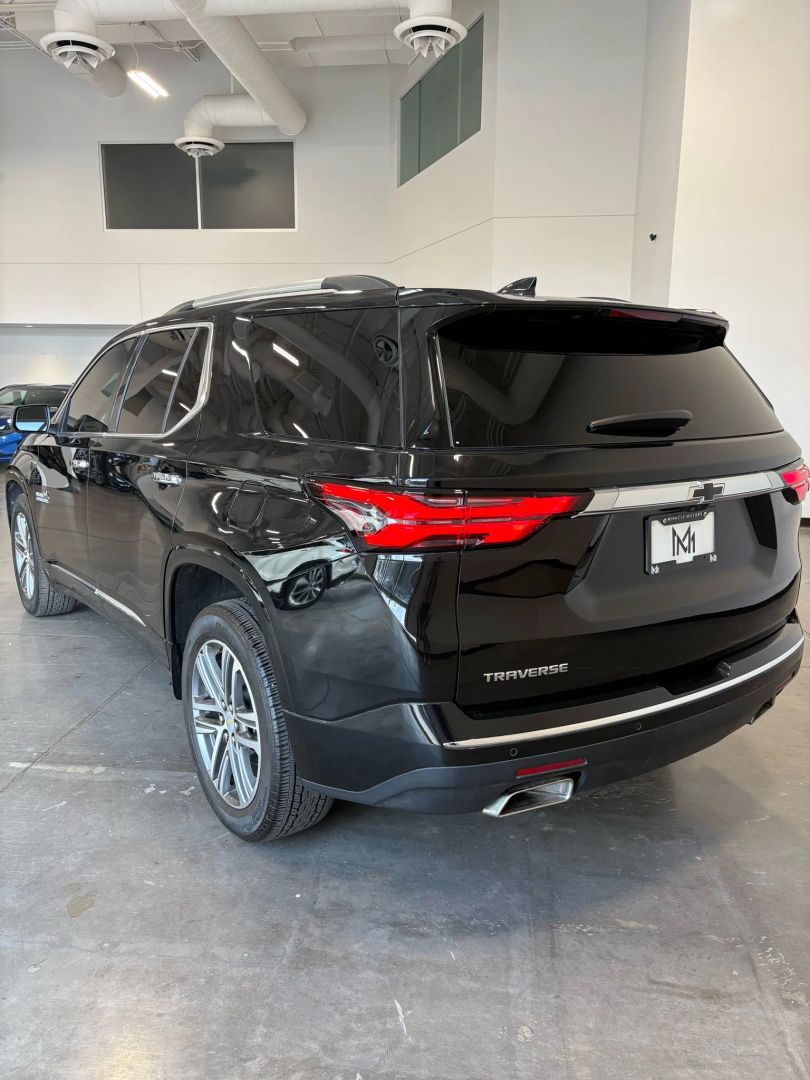 2023 Chevrolet Traverse High Country photo 3