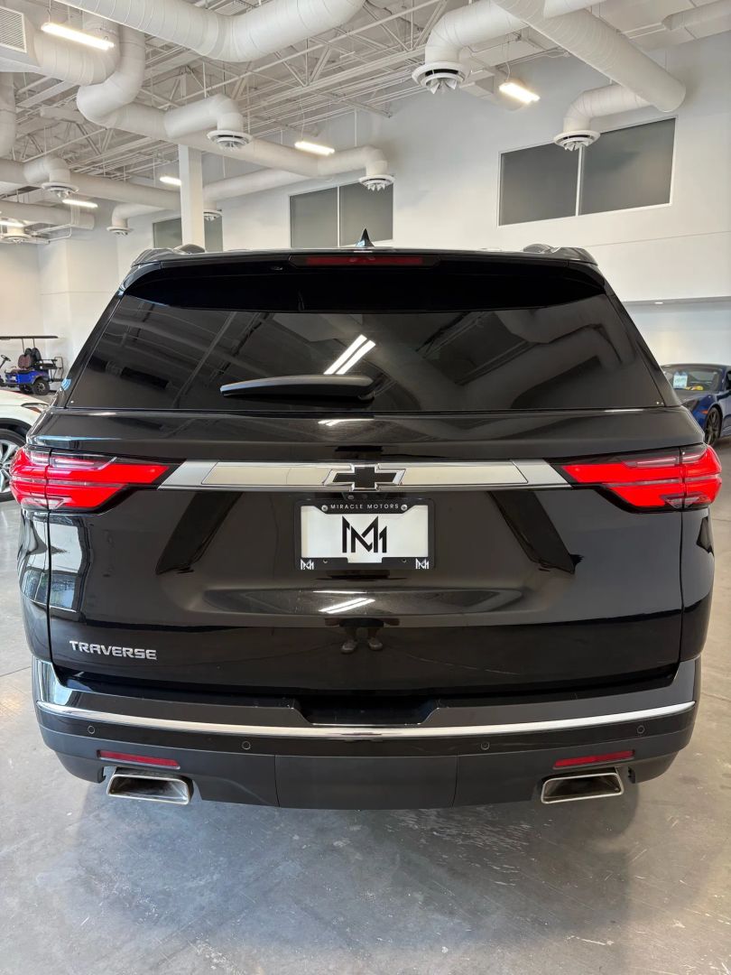 2023 Chevrolet Traverse High Country photo 4