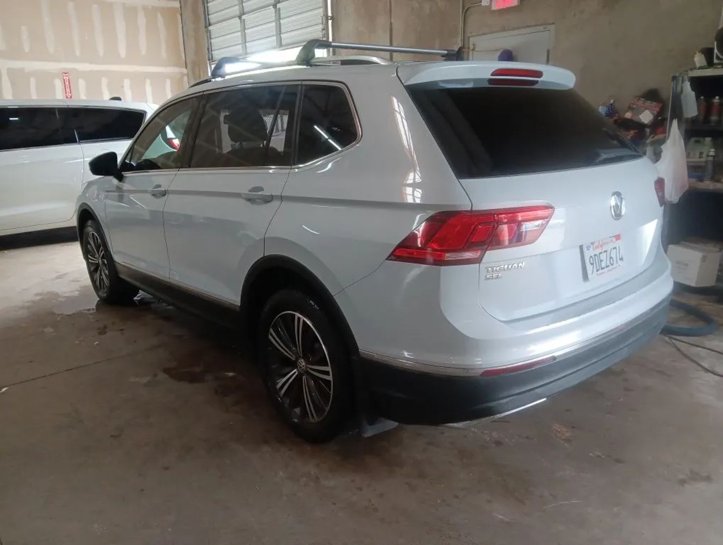2018 Volkswagen Tiguan SE photo 4