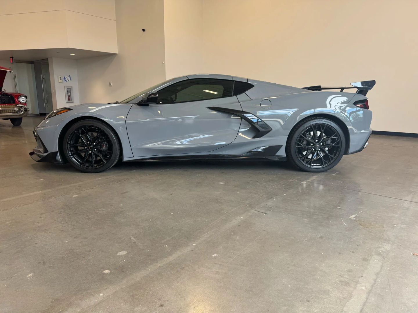 2024 Chevrolet Corvette 3LT photo 2