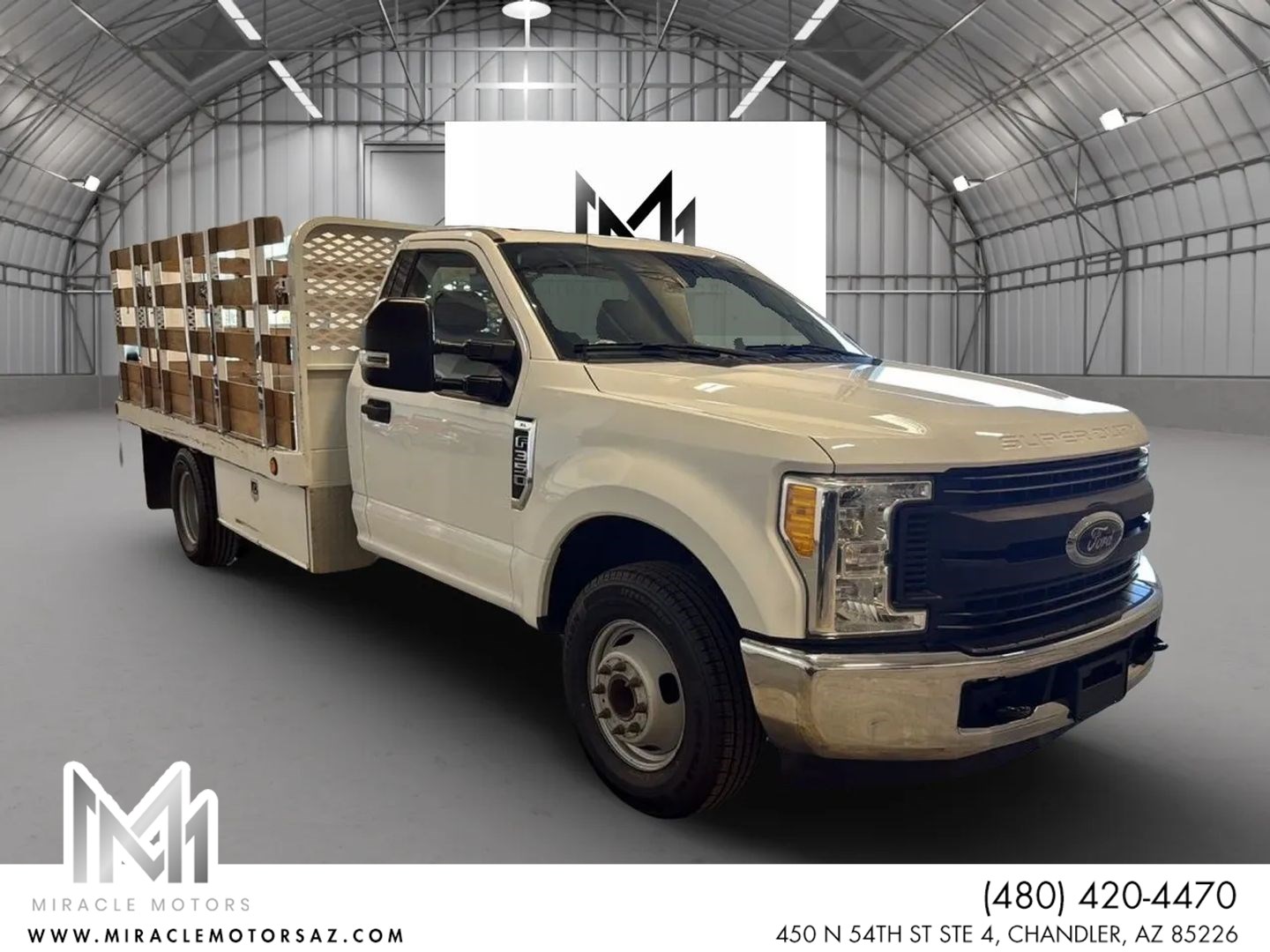 2017 Ford F-350 Super Duty Chassis XL Crew Cab DRW RWD