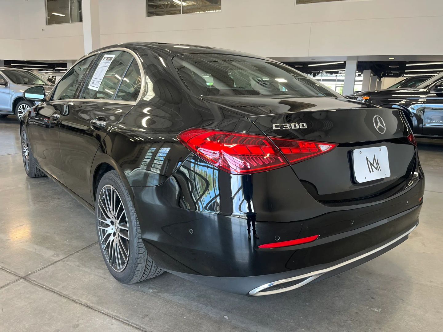 View vehicle photo 3