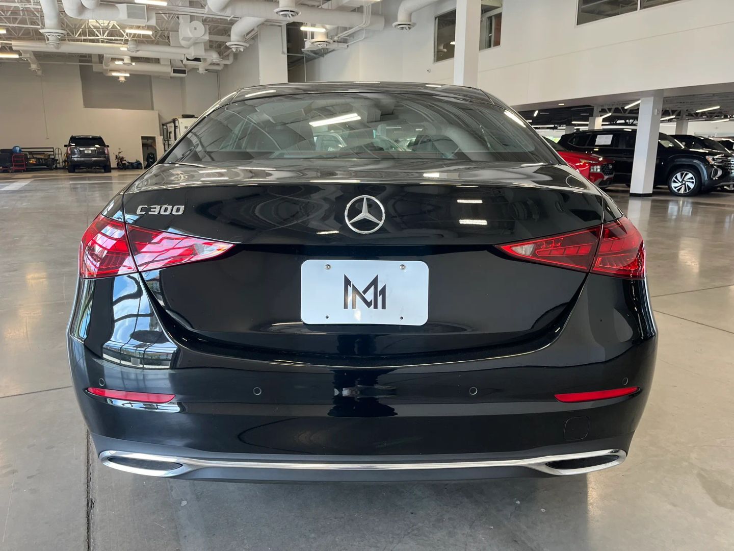 View vehicle photo 4