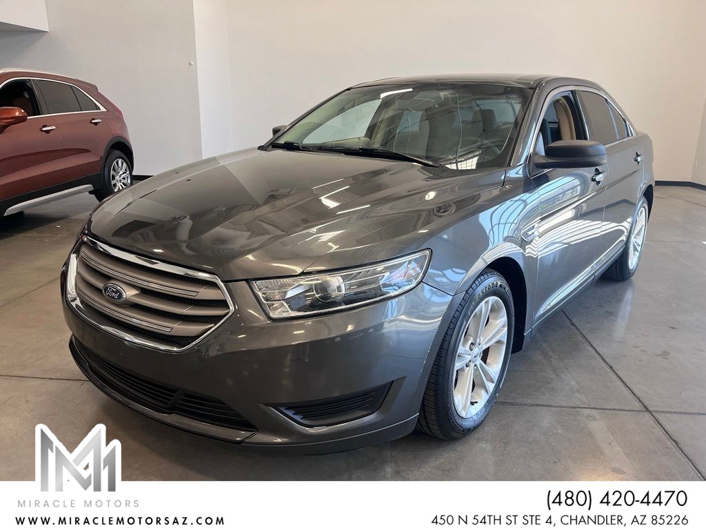 2018 Ford Taurus SE