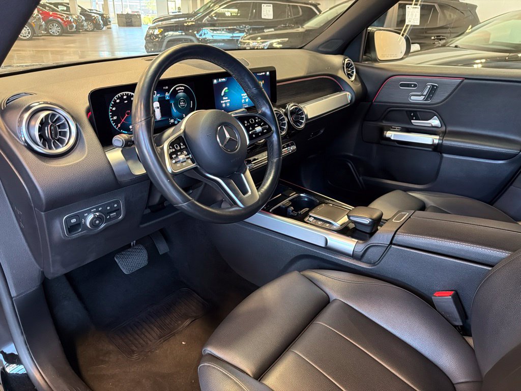 Photo 10 of this Mercedes-Benz GLB 250