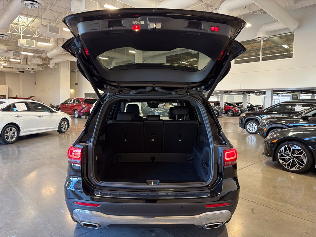 Photo 15 of this Mercedes-Benz GLB 250