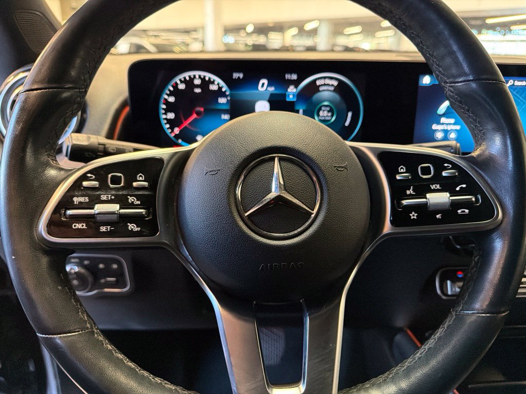 Photo 25 of this Mercedes-Benz GLB 250