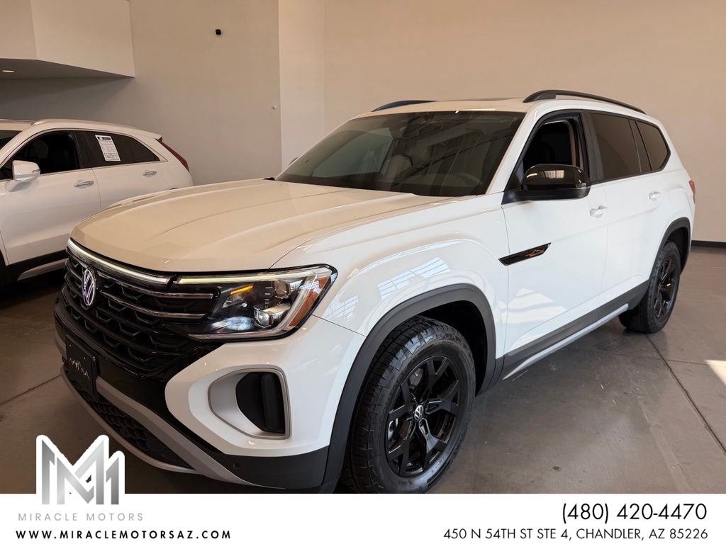 2024 Volkswagen Atlas 2.0T Peak Edition SE w/Technology