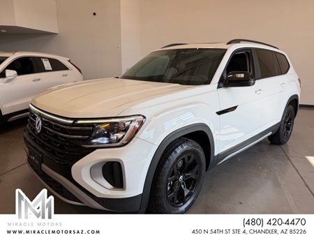 2024 Volkswagen Atlas 2.0T Peak Edition SE w/Technology