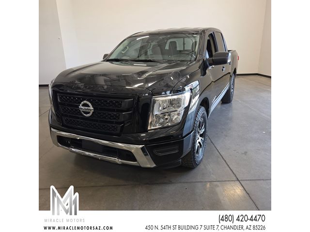 Super Black 2022 Nissan Titan Pickup Truck 4X2 Automatic