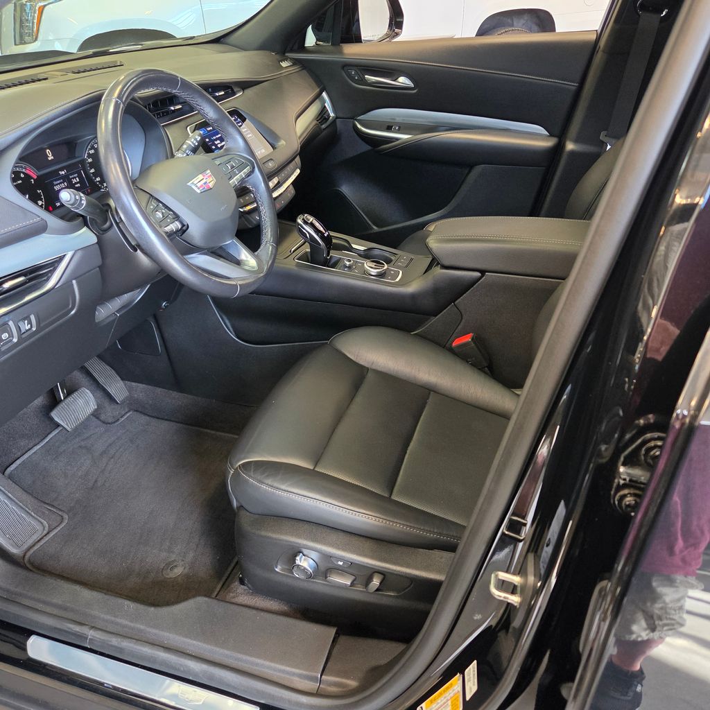 Photo 12 of this Cadillac XT4